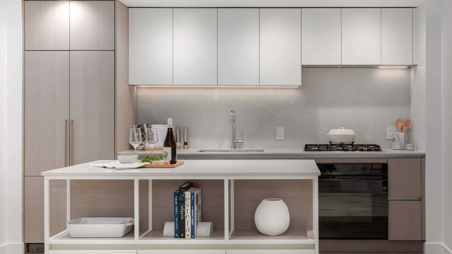 Artesia Metrotown - Image 3